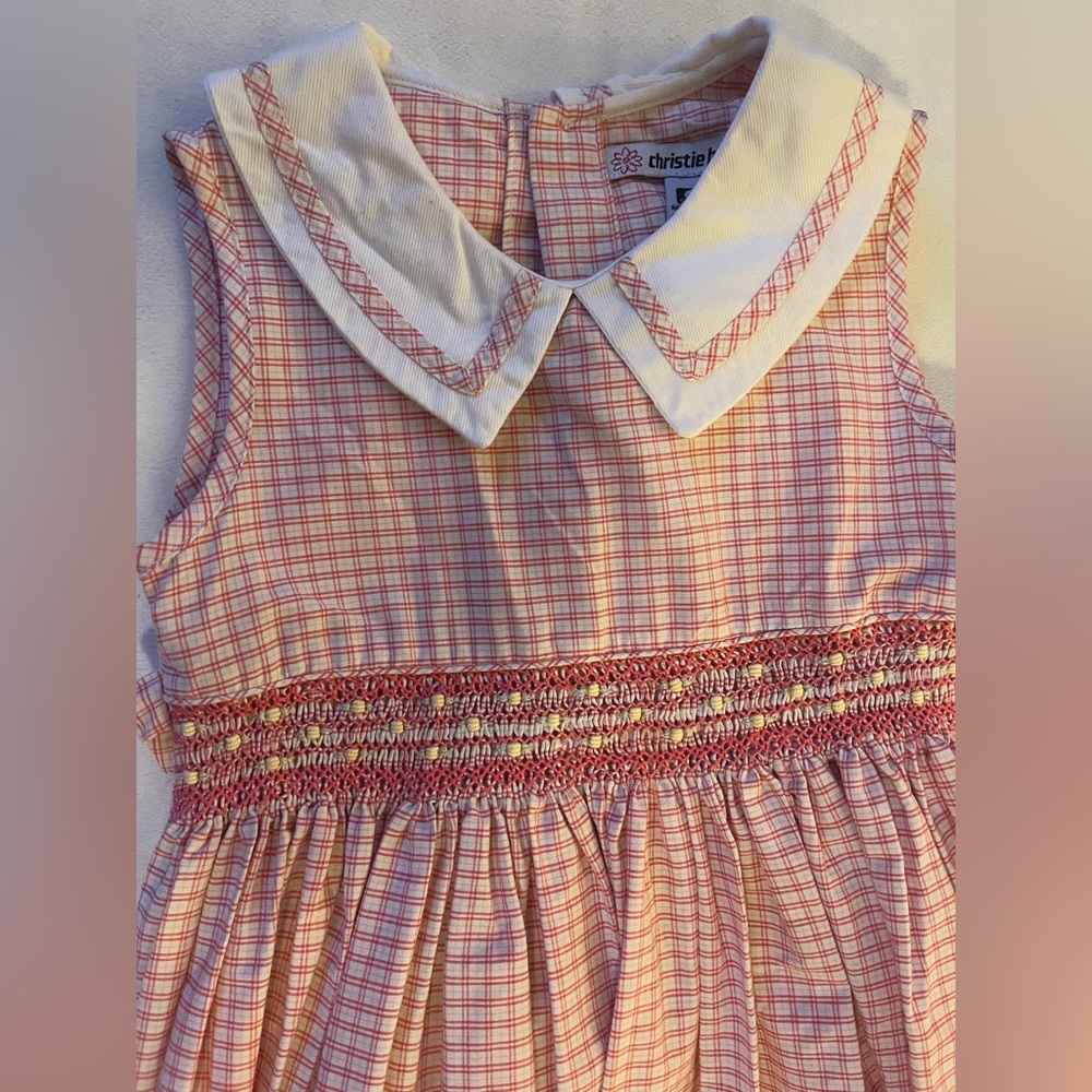 Adorable Pink Gingham Kids Dress with White Collar - Picture 3 of 4